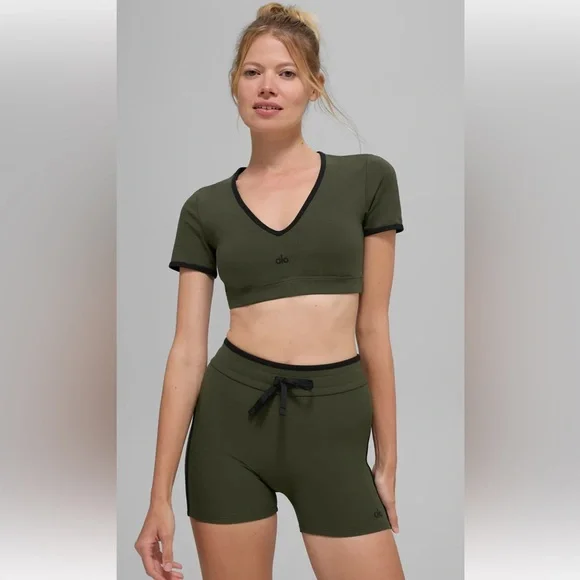 Alo Yoga* Airbrush Race Pace Short Sleeve - Picture 7 of 7